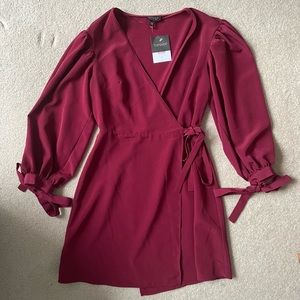 NEW WITH TAGS TopShop Wrap Dress